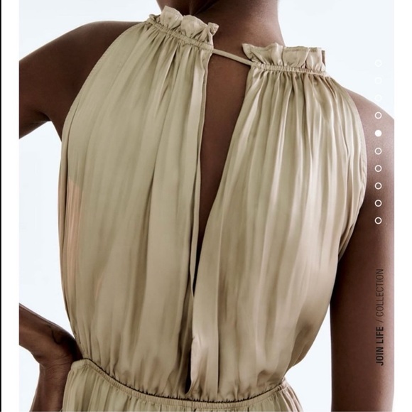 ZARA Cutout Maxi Dress
Size XS · Color: Taupe/Beige - Picture 2 of 13